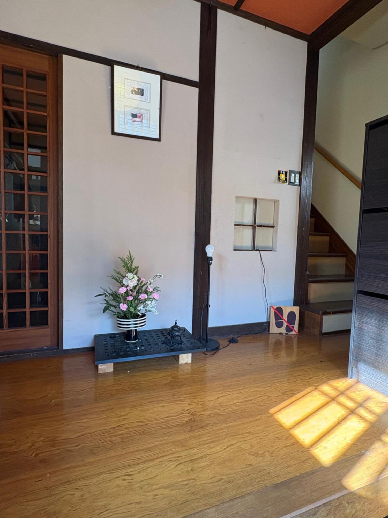 Отель Kitazawa Cozy House Токио Экстерьер фото